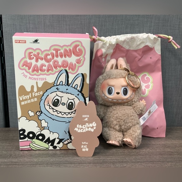 POP MART Accessories - Pop Mart Exciting Macaron Labubu The Monsters- Confirmed Toffee